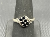925 Silver w/ Sapphire Ring, Size 8
, TW 2.4g