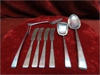 (8)Towle Sterling Silver knives, serving.