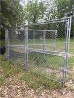 Four-Panel Chain Link Dog Kennel with Gate
