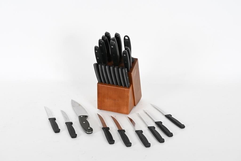 Tools of the Trade Knife Set, International