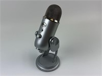 Blue Yeti Microphone (Silver)
