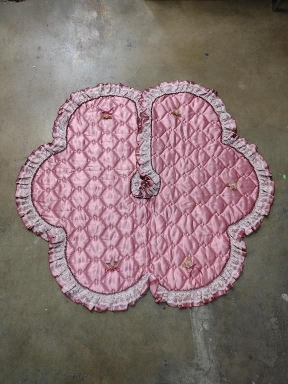 Pink Silk w/ Lace Quilted Tree Skirt