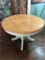 Round Oak table