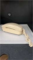 Vintage southwestern Bell trimline rotary phone