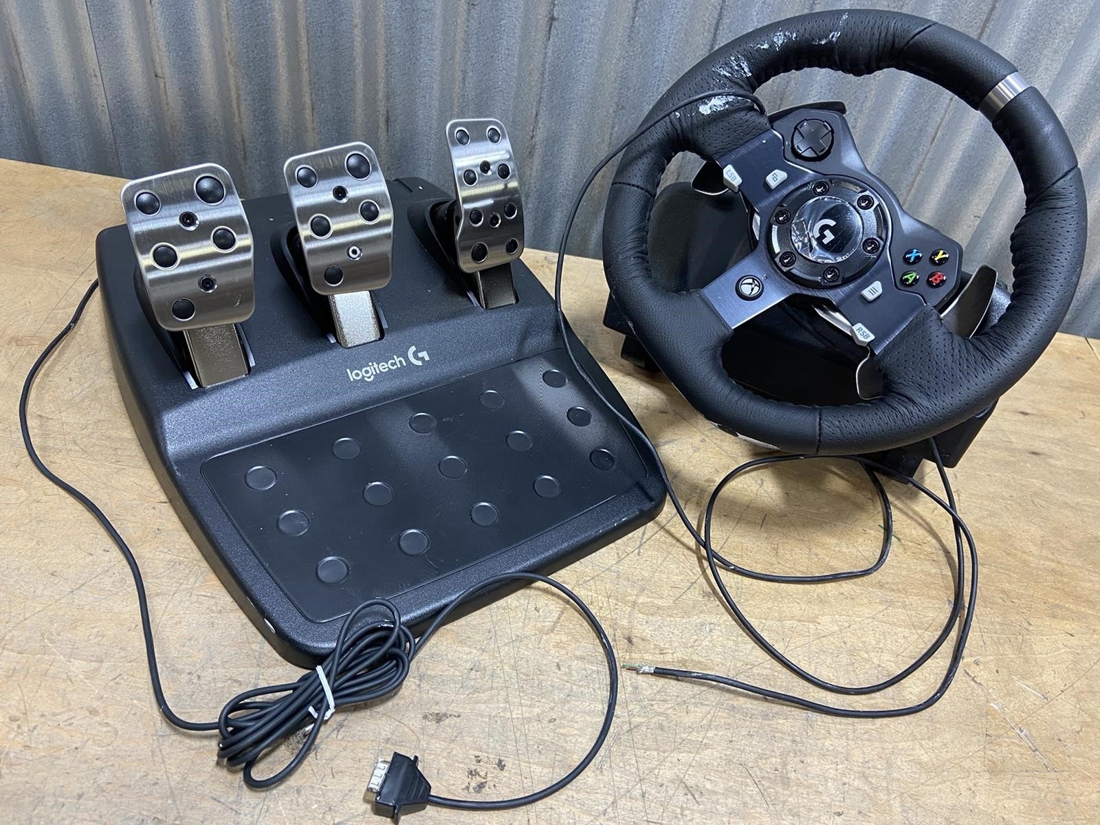 Logitech Racing Wheel And Pedals For Console