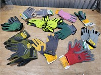 Lot  of Working Gloves Large ( variety Size )