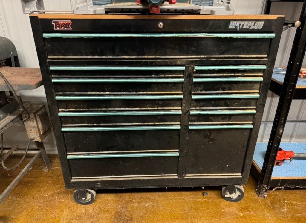 Like NEW Waterloo  Traxx Series Tool Box ( NS)