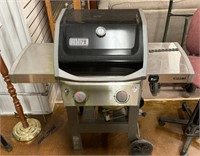 Gas Weber Grill ( NO SHIPPING)