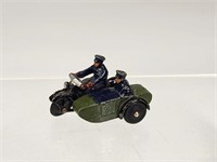 DINKY TOYS 42B POLICE MOTORCYCLE W/ SIDECAR