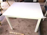 White Lamp Table