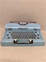 BERWIN junior executive typewriter