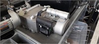 Welch 2052B-01 dry, chemical duty vacuum pump