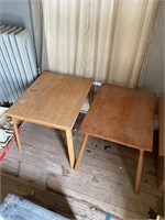2 TABLES