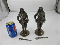 2 statues d'Olivier Cromwell par W.U.I