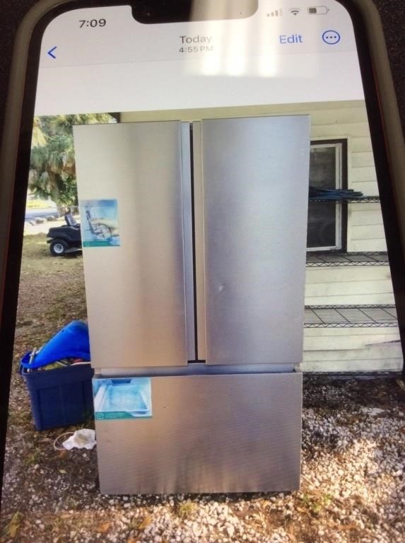 Hi sense stainless steel refrigerator freezer