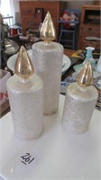 3 BATTERY OPERATED CANDLES