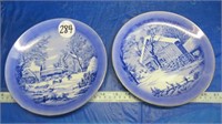 PR OF BLUE & WHITE COLLECTOR PLATES