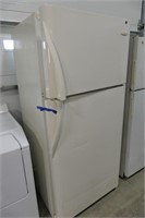 Fridgidaire Off-White Refrigerator