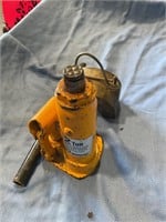 2 ton bottle Jack and strong magnet