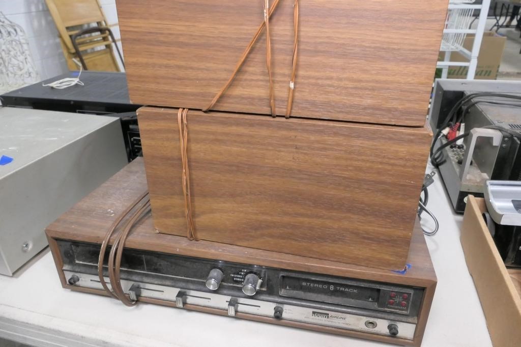 Wards 8-track Stereo (untested)