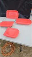 Pyrex casserole dishes