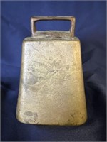 Antique metal cowbell with loud ring 5.5"h
