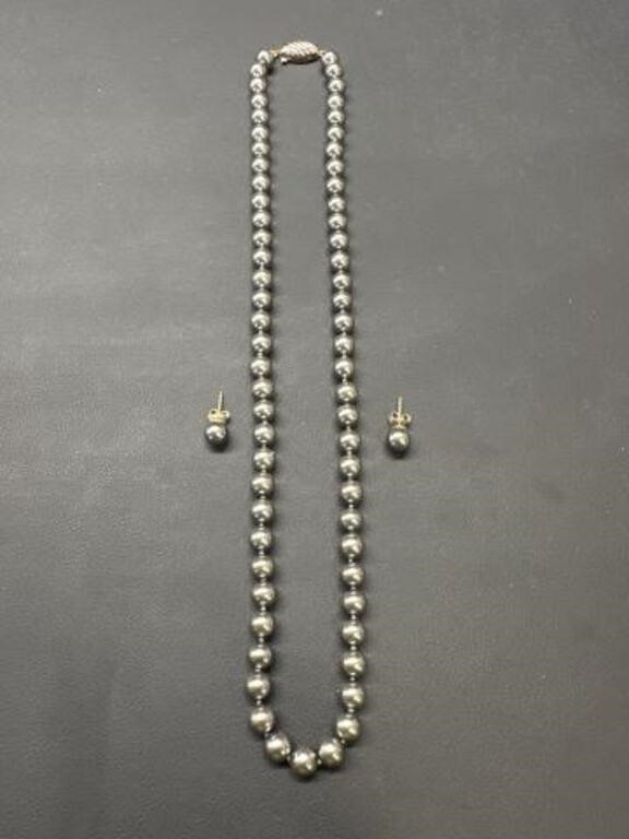 19"L Necklace & matching earrings