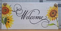 Wooden sign "Welcome"