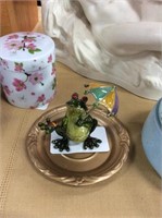 Enamel frog trinket box