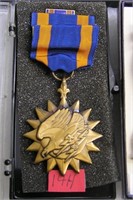 US air combat 25 missions medal, ribbon, bar and t
