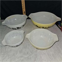 4 piece pyrex bowl set