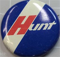 Vintage political badge hunt