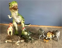 Dinosaurs/animal figuring toys