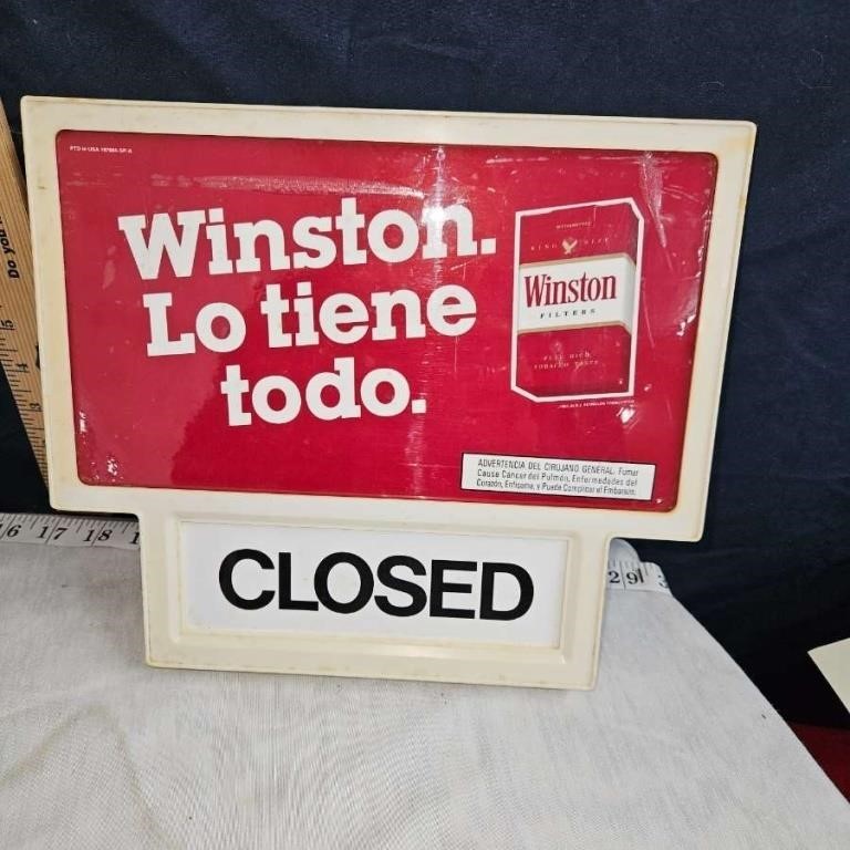 winston open/closed sign