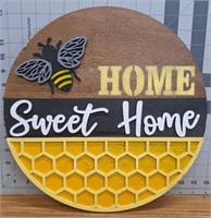Wooden round "Home sweet home" bee sign