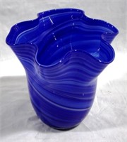 Art Glass Vase 7" x 7.5"