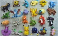 Lot of 24 Pokémon figurines