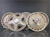 Various Vintage Ford Hubcaps