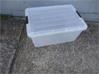 16 Gallon Tote with Lid
