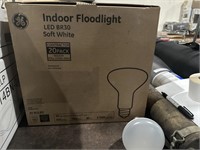 New. Box of 20 GE Indoor Floodlight.. LED BR30