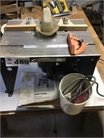 CRAFTSMAN ROUTER TABLE W ROUTER