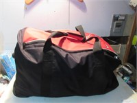 LARGE DUFFEL HOCKEY BAG WITH 4 NEW BAGS