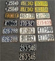Group of 20 vintage Wisconsin license plates -