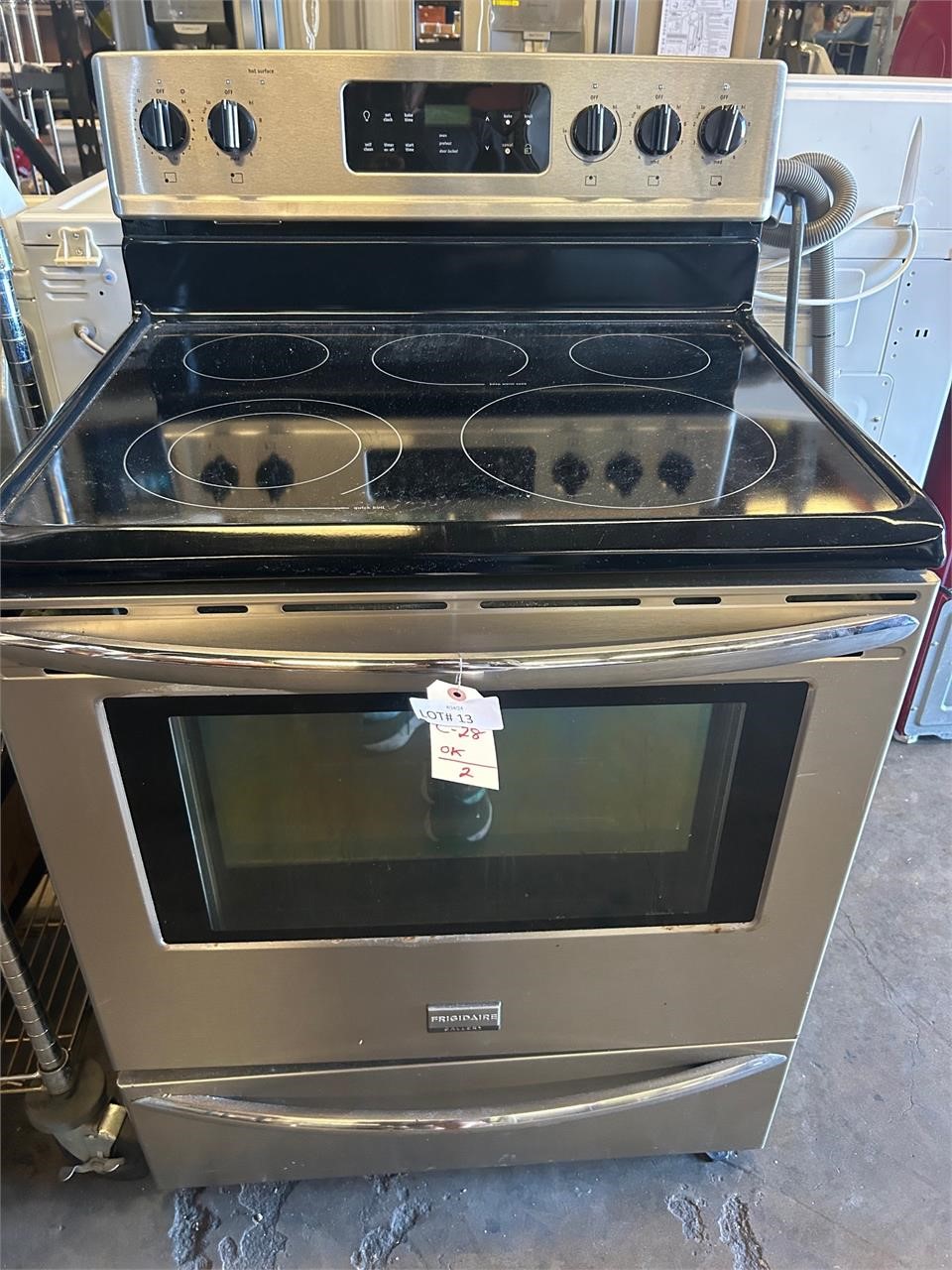 Frigidaire Gallery Electric Range Stainless Black