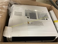 Hisense 8000 BTU Wifi  Window AC (damaged)
