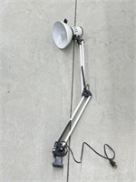 articulated desk lamp, missing clamp
