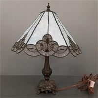 Antique style table lamp - 19" tall