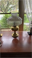 Lamp with shade electric