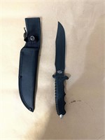FIXED BLADE SURVIVOR KNIFE WITH WINDOW BREAKER