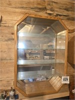 Curio display cabinet w/ glass shelves 32" x 21"
